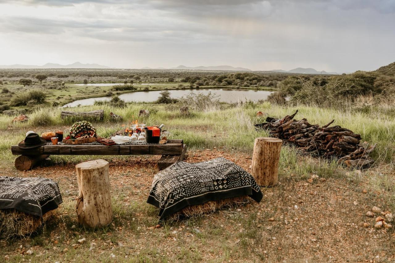 Okapuka Safari Lodge Windhoek Exterior photo